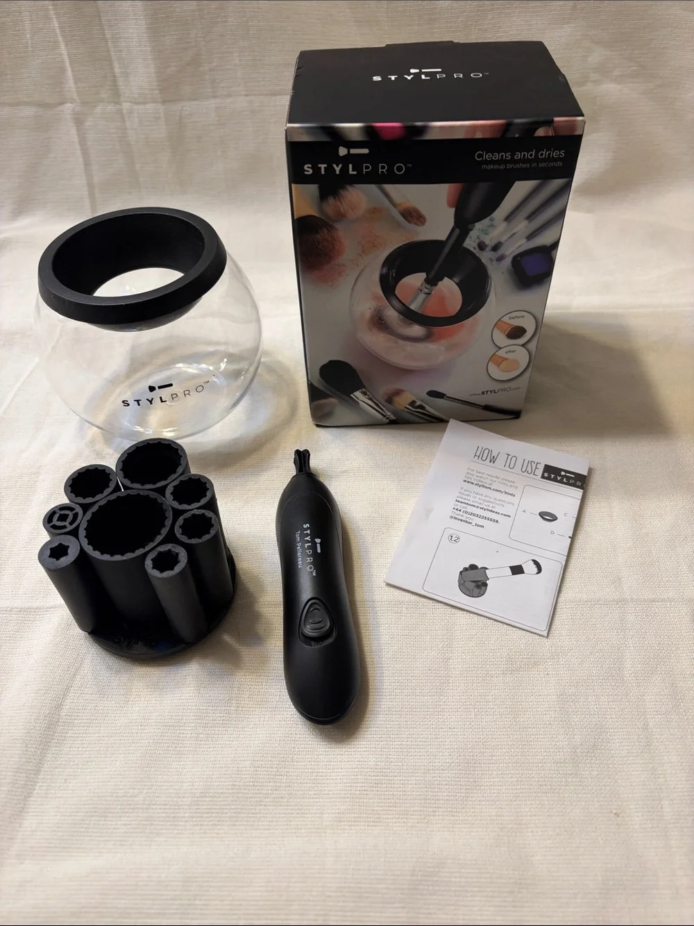 Battery-Operated Makeup Brush Cleaner & Dryer — Black